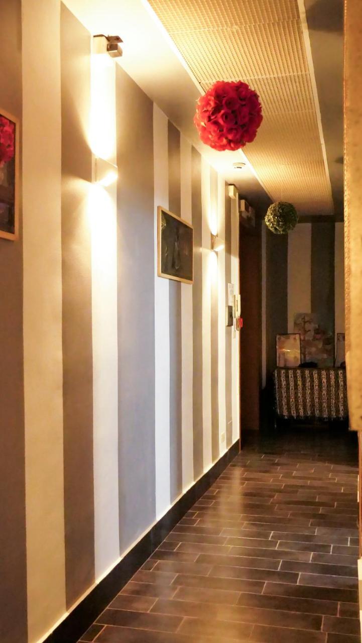 Romadelante Otel Dış mekan fotoğraf